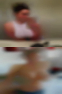 A self-identified just naked geek.